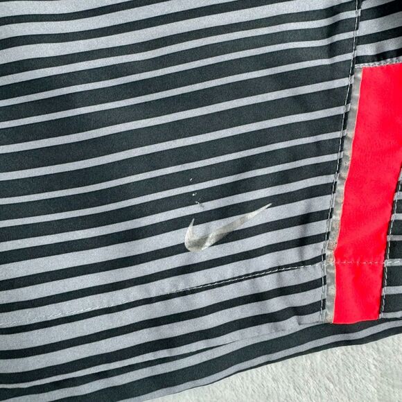 Nike Running Shorts Mens Large Grey Striped Lightweight Performance 7" Inseam - Picture 2 of 16